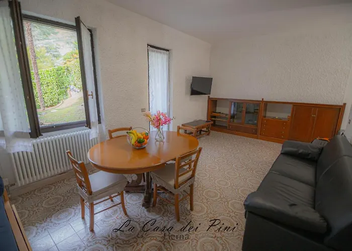 Lägenhet La Casa Dei Pini Lierna